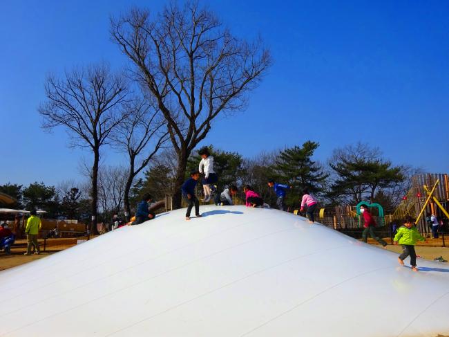 笠間芸術の森公園 のふわふわドーム