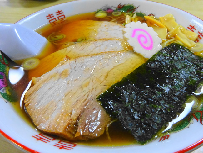 水戸市伊勢屋｜昔ながらの醤油ラーメンを実食レポ！ - いばらじお♪