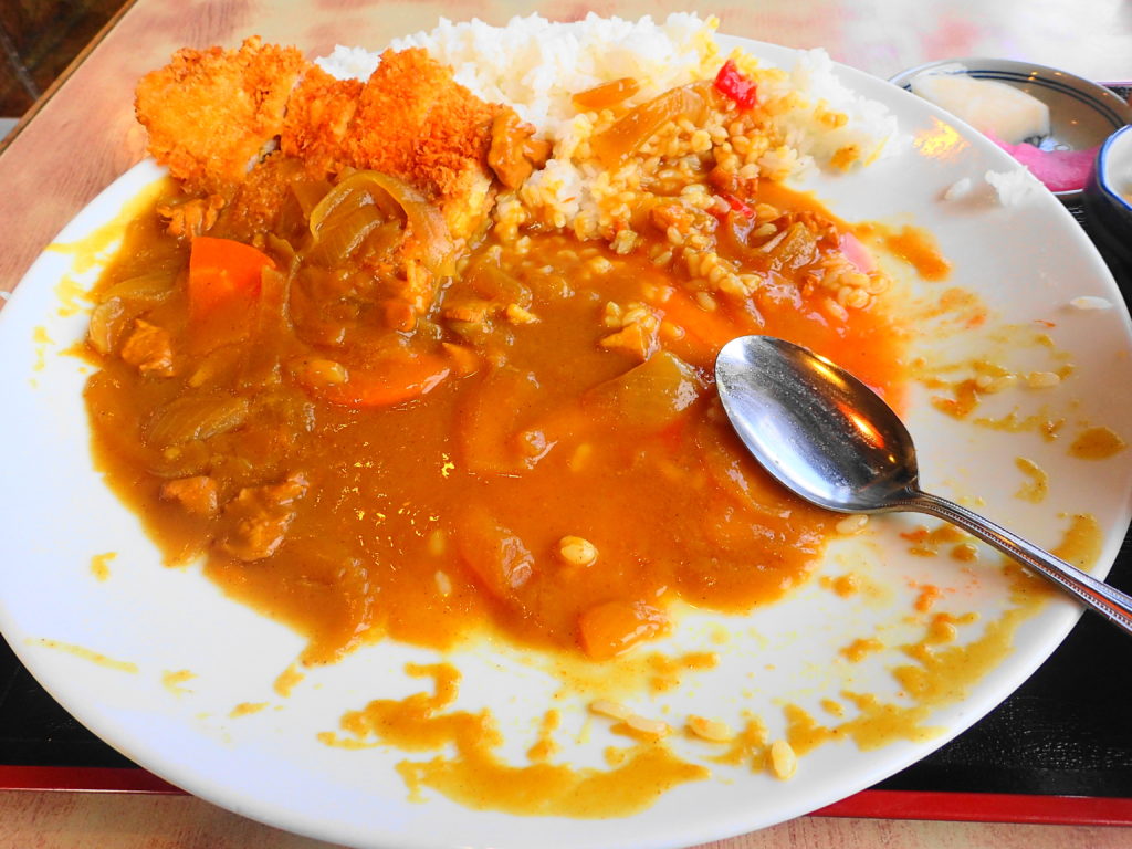 しをみ食堂 のデカ盛りカツカレー完食までの道のり