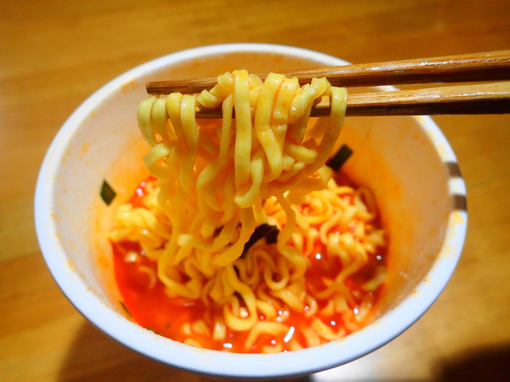 辛激タンメンの麺