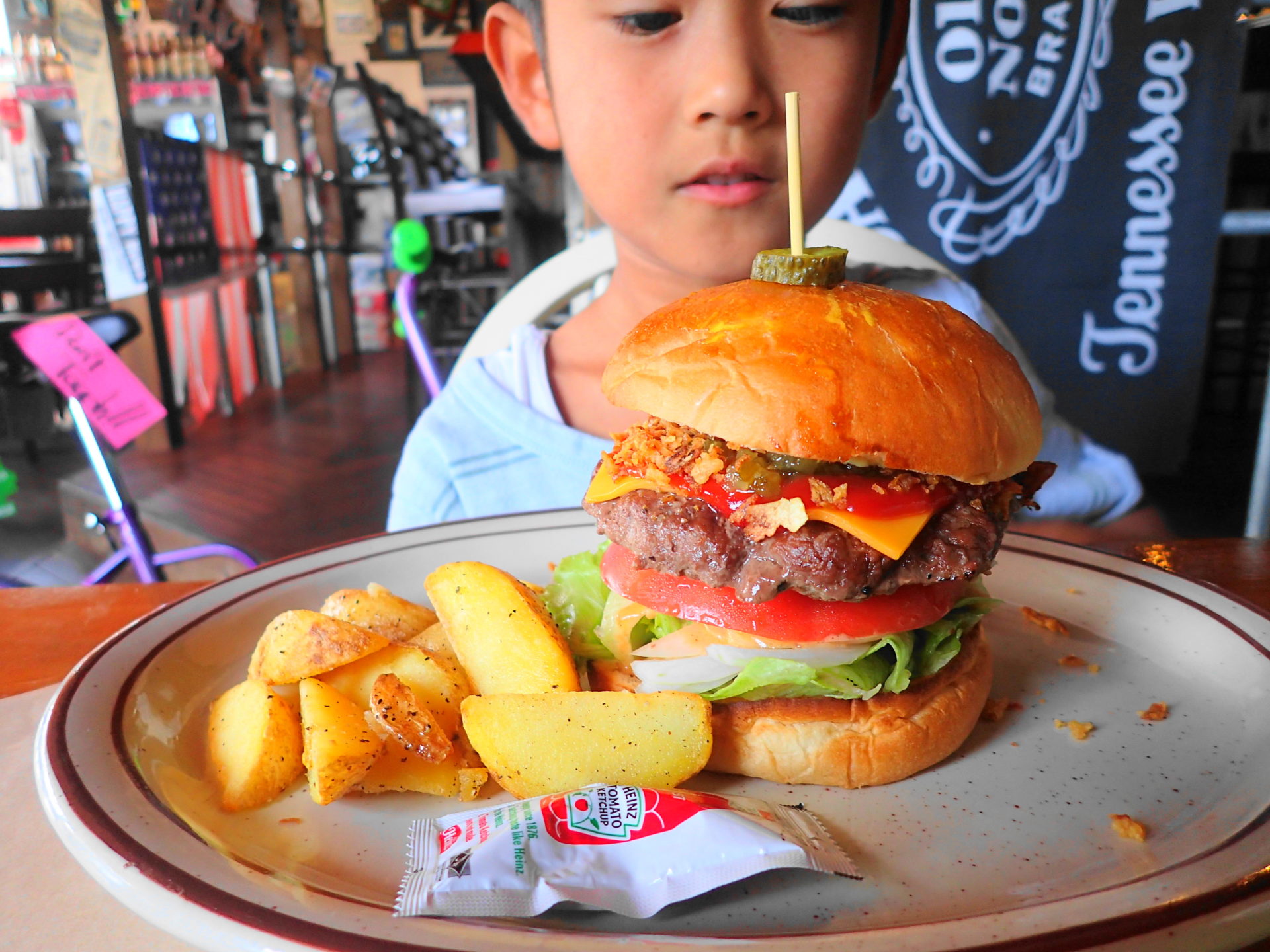 水戸でハンバーガーを食べるなら絶対トゥーメッカ！ - いばらじお