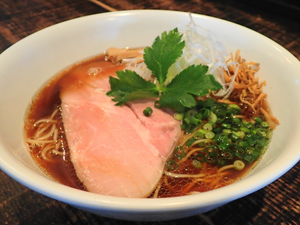 麺や結の醤油そば