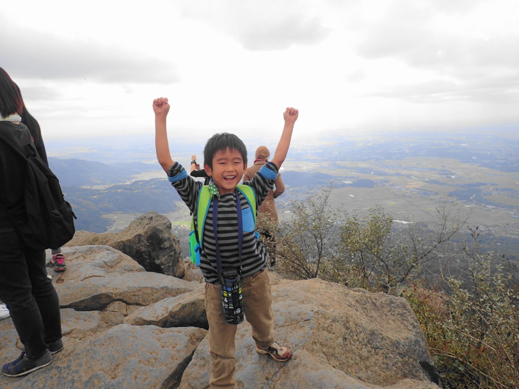 筑波山 子ども登山 登頂に成功