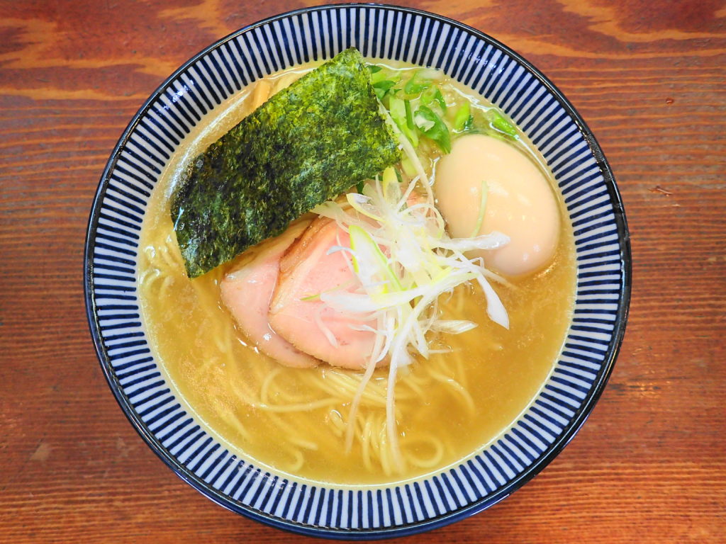 土浦のラーメン店「良温」の良温そば