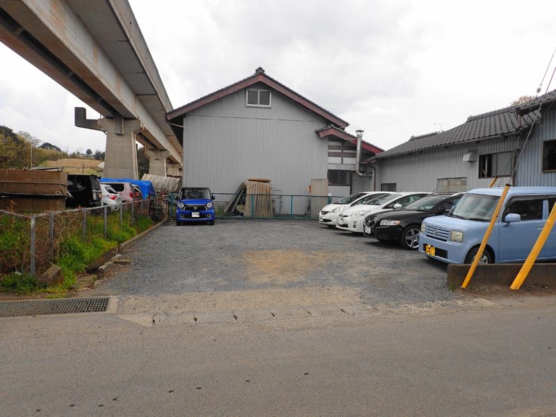 渡来人 の駐車場