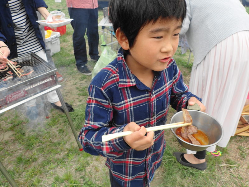 茨城穴場キャンプ場 清流公園 でBBQの様子2