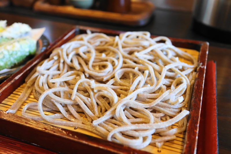 そばまさ 水戸 | そば農家出身の店主が打つ田舎蕎麦と旬の野菜天が絶品!!