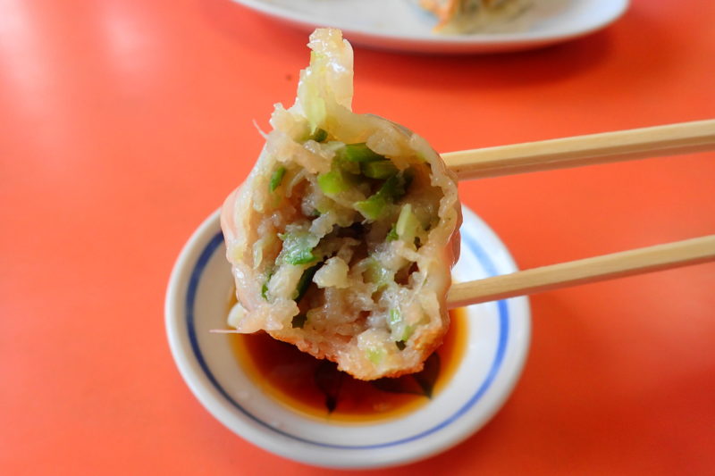 珍来 美野里店 の餃子餡